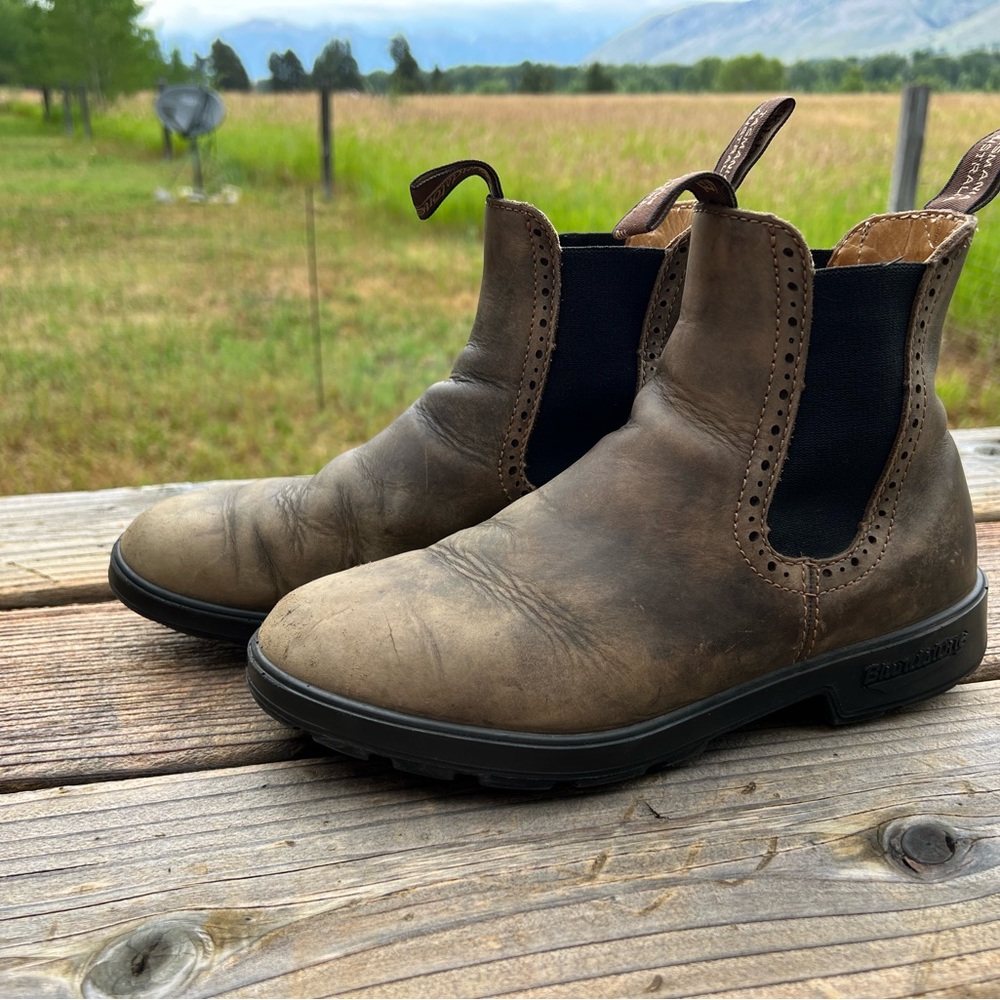 Blundstone Brown Chelsea Boots 9 Women’s